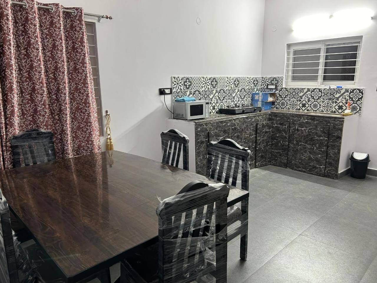 Hidden Garden Farmhouse Hotel Pargi ภายนอก รูปภาพ